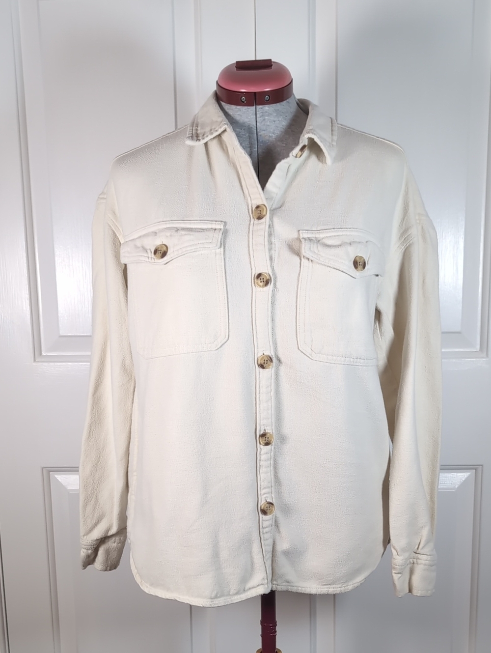 Hollister Oversized Cream Corduroy Shacket Boyfriend Fit Button Down Jacket XS